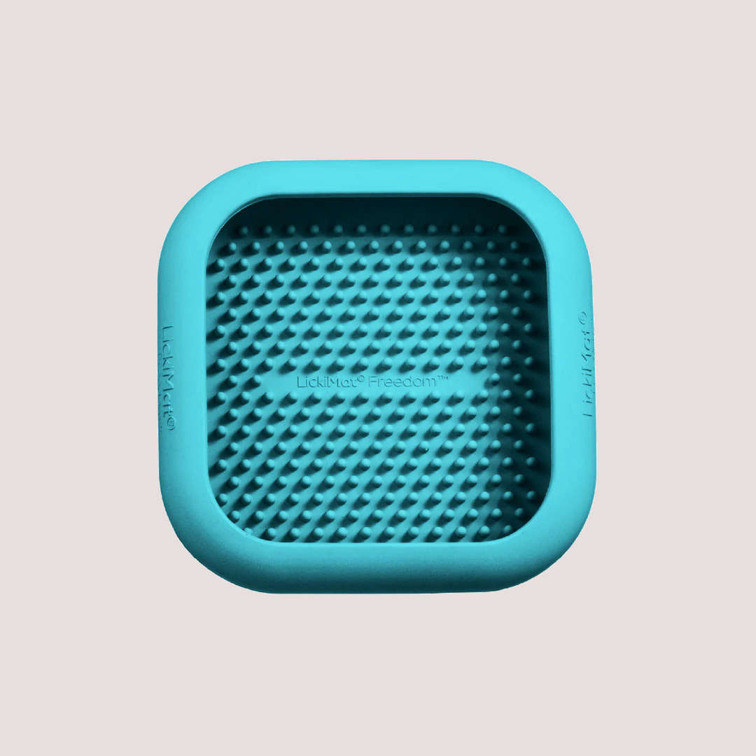 LickiMat Cratemate